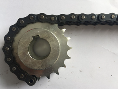 Roller chain for conveying and industrial drive systems