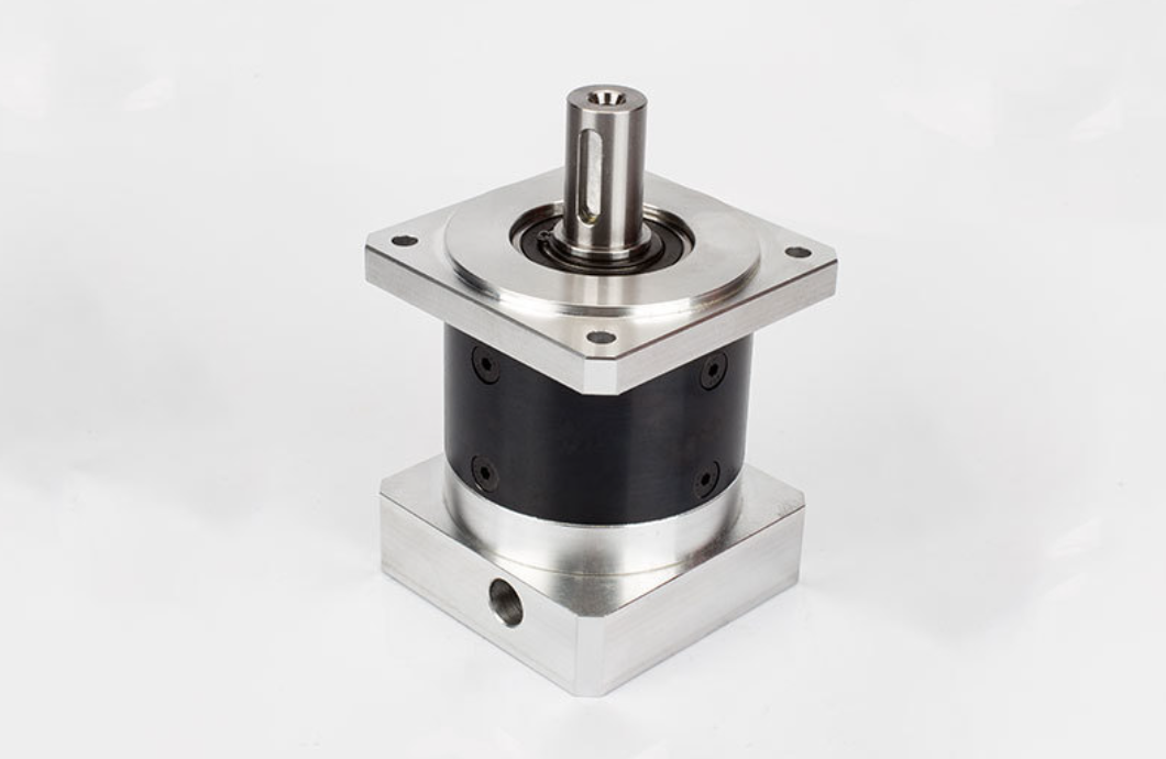 Small gear reducer for industrial machinery
